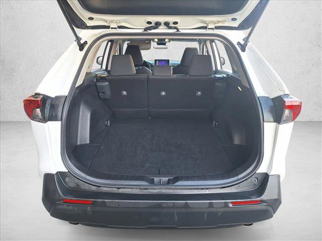 Used 2025 Toyota RAV4 LE image 17