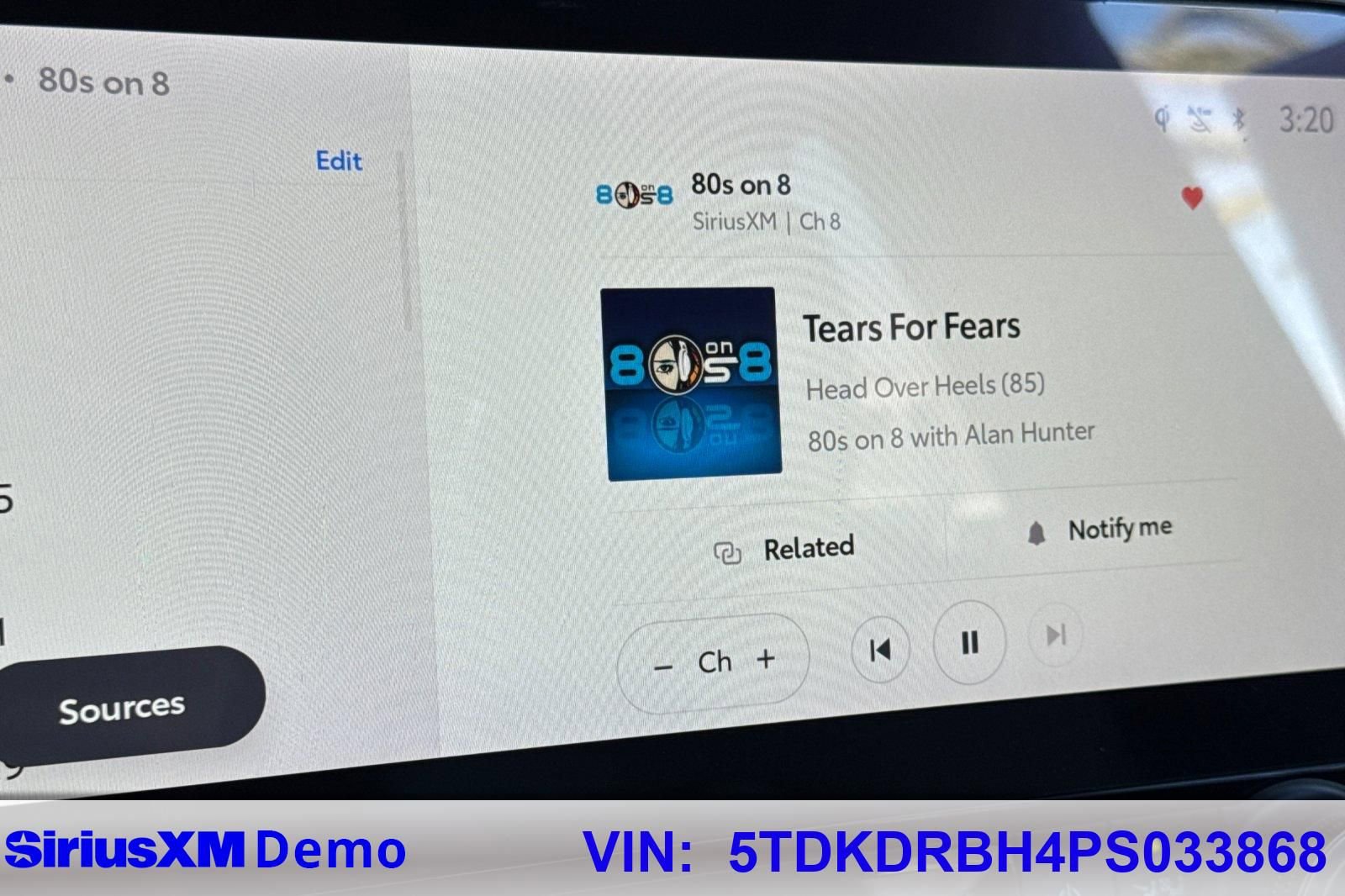 Used 2023 Toyota Highlander XLE image 34