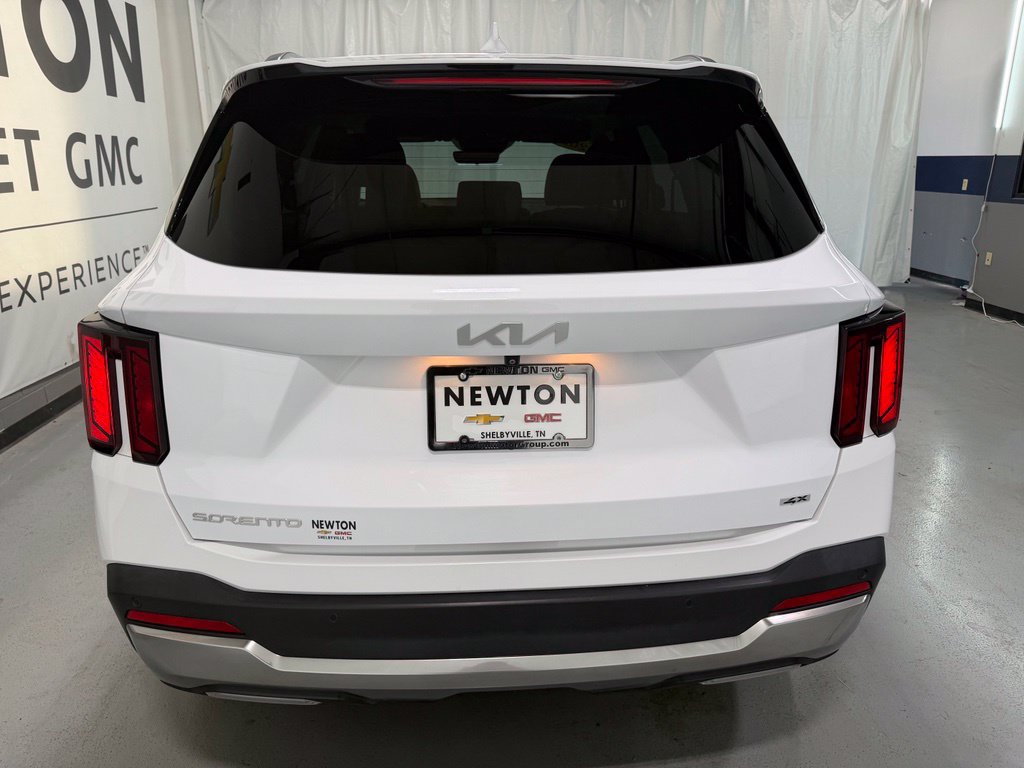 Used 2025 Kia Sorento S AWD/4WD image 36