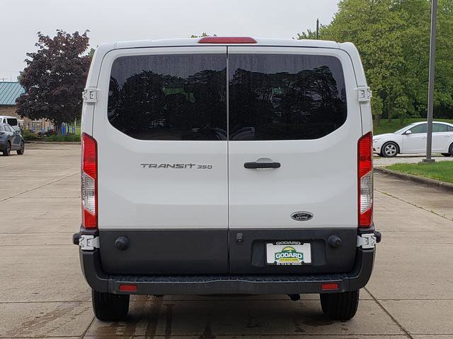 Used 2016 Ford Transit 350 XL image 4