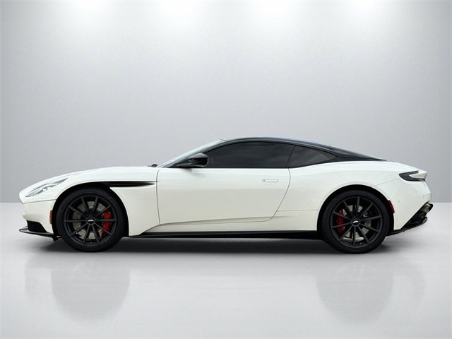 Used 2022 Aston Martin DB11 Coupe image 8