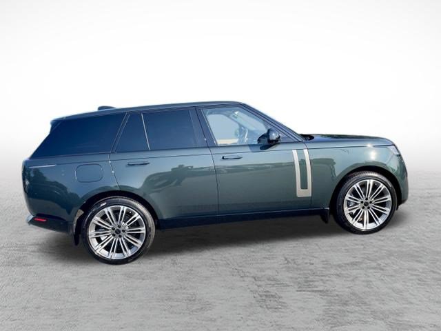 Used 2026 Land Rover Range Rover SE AWD/4WD image 7