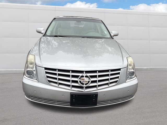 Used 2010 Cadillac DTS Luxury image 9