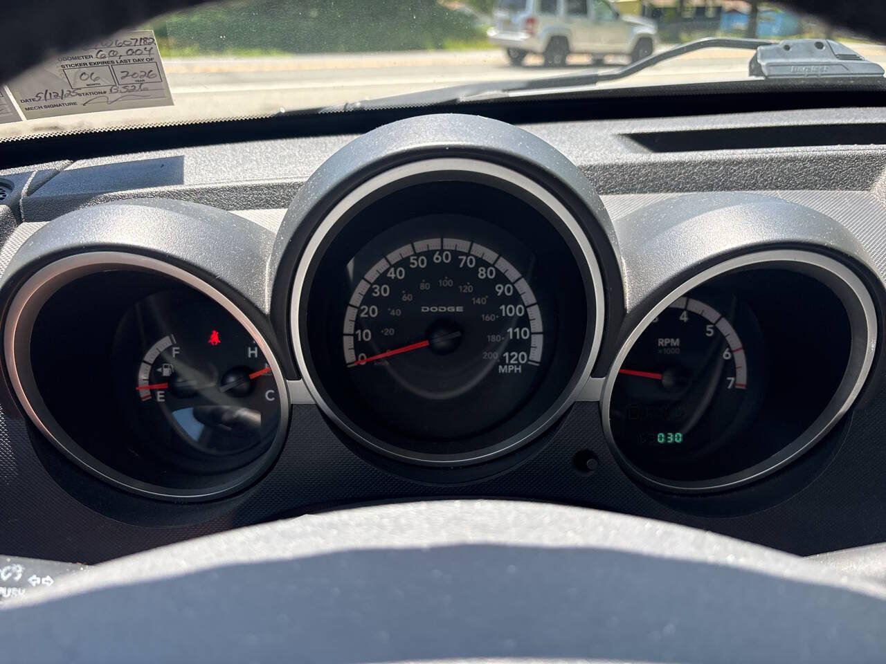Used 2007 Dodge Nitro R/T AWD/4WD image 31