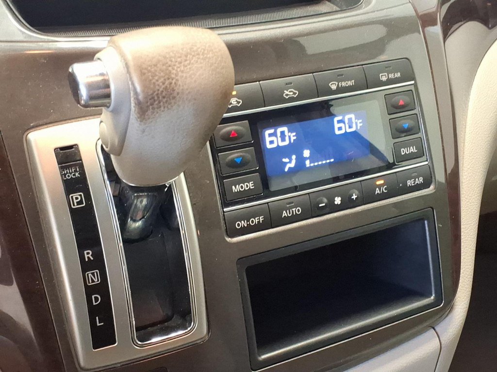 Used 2015 Nissan Quest SV FWD image 15