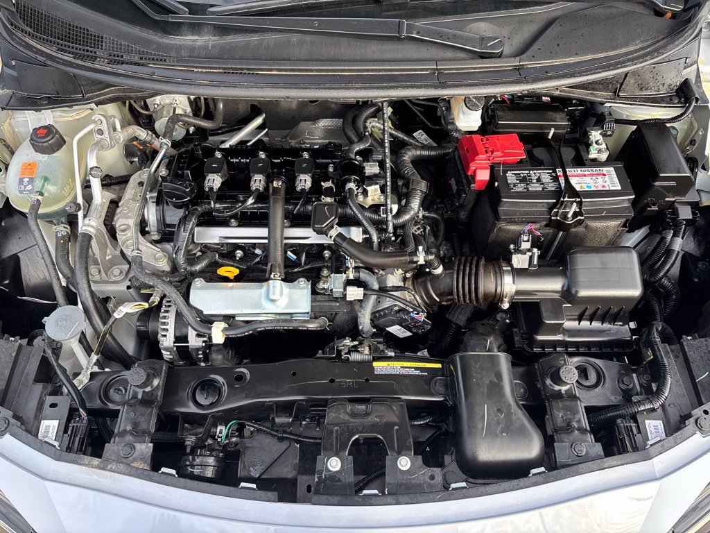 Certified 2025 Nissan Versa SR w/ Trunk Package FWD image 11
