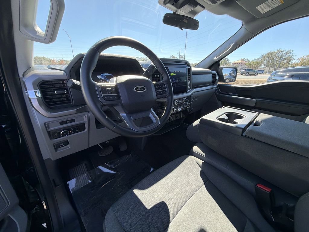 Used 2025 Ford F150 XLT w/ Equipment Group 301A Standard image 15