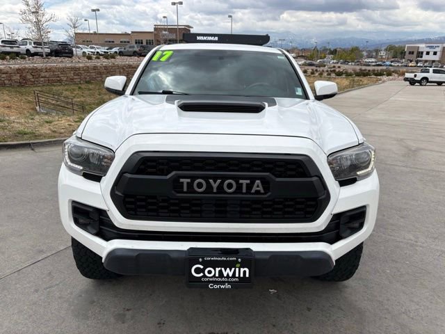 Used 2017 Toyota Tacoma TRD Pro AWD/4WD image 2