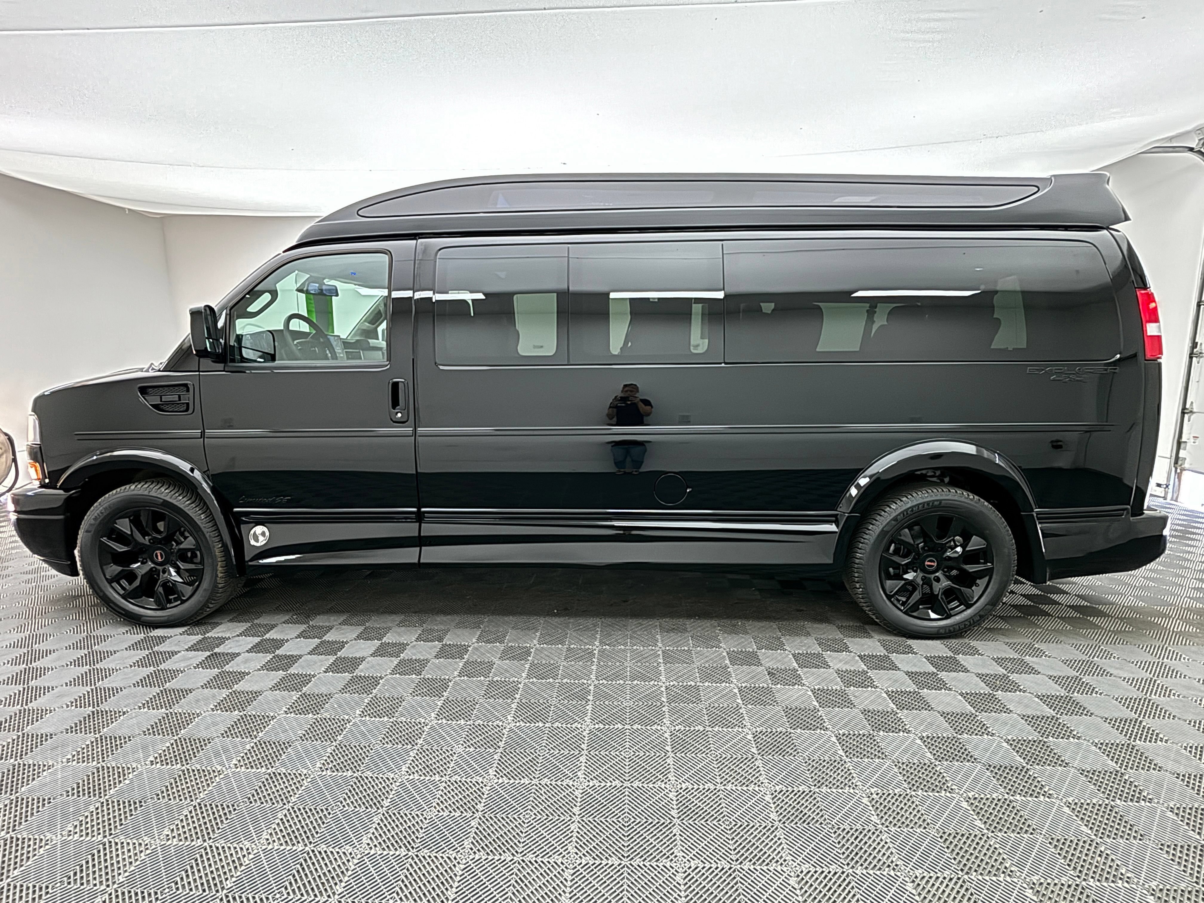 New 2026 GMC Savana 2500 Extended w/ Driver Convenience Package RWD image 15