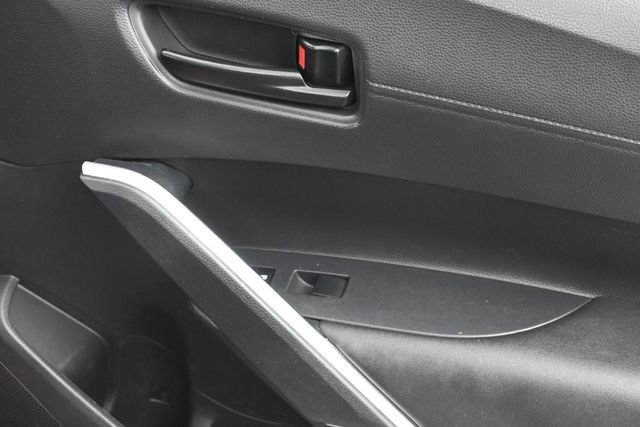 Used 2023 Toyota Corolla Cross LE FWD image 32