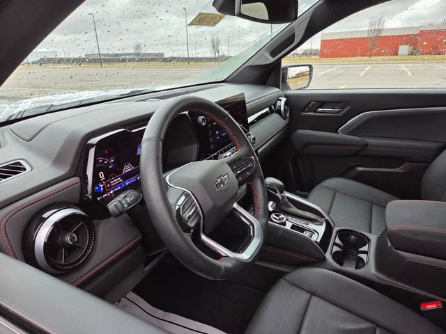 Used 2024 Chevrolet Colorado Z71 w/ Z71 Convenience Package 2 image 13