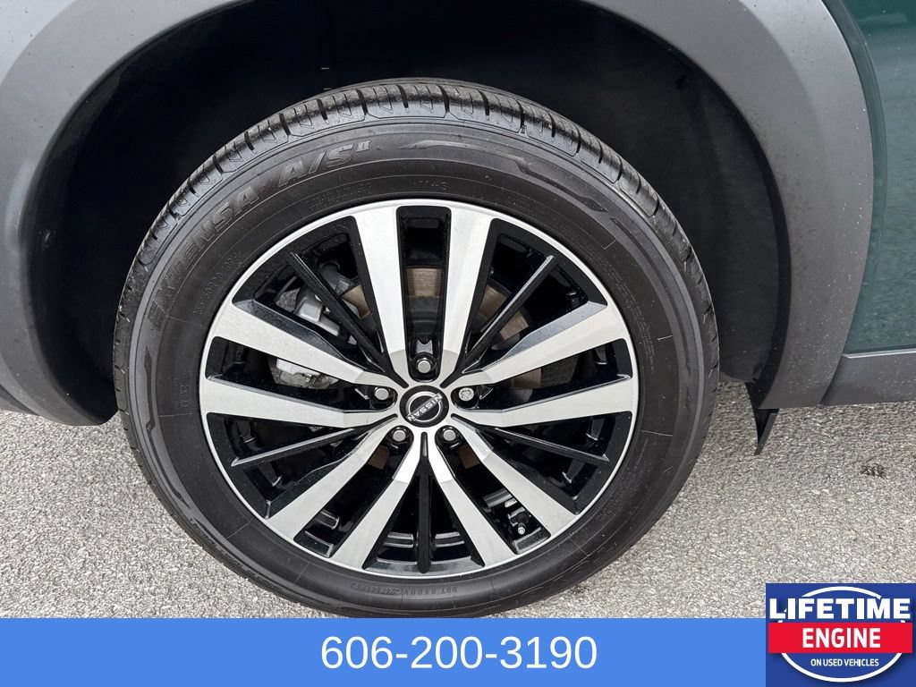 Used 2023 Nissan Pathfinder Platinum w/ Cargo Package AWD/4WD image 7