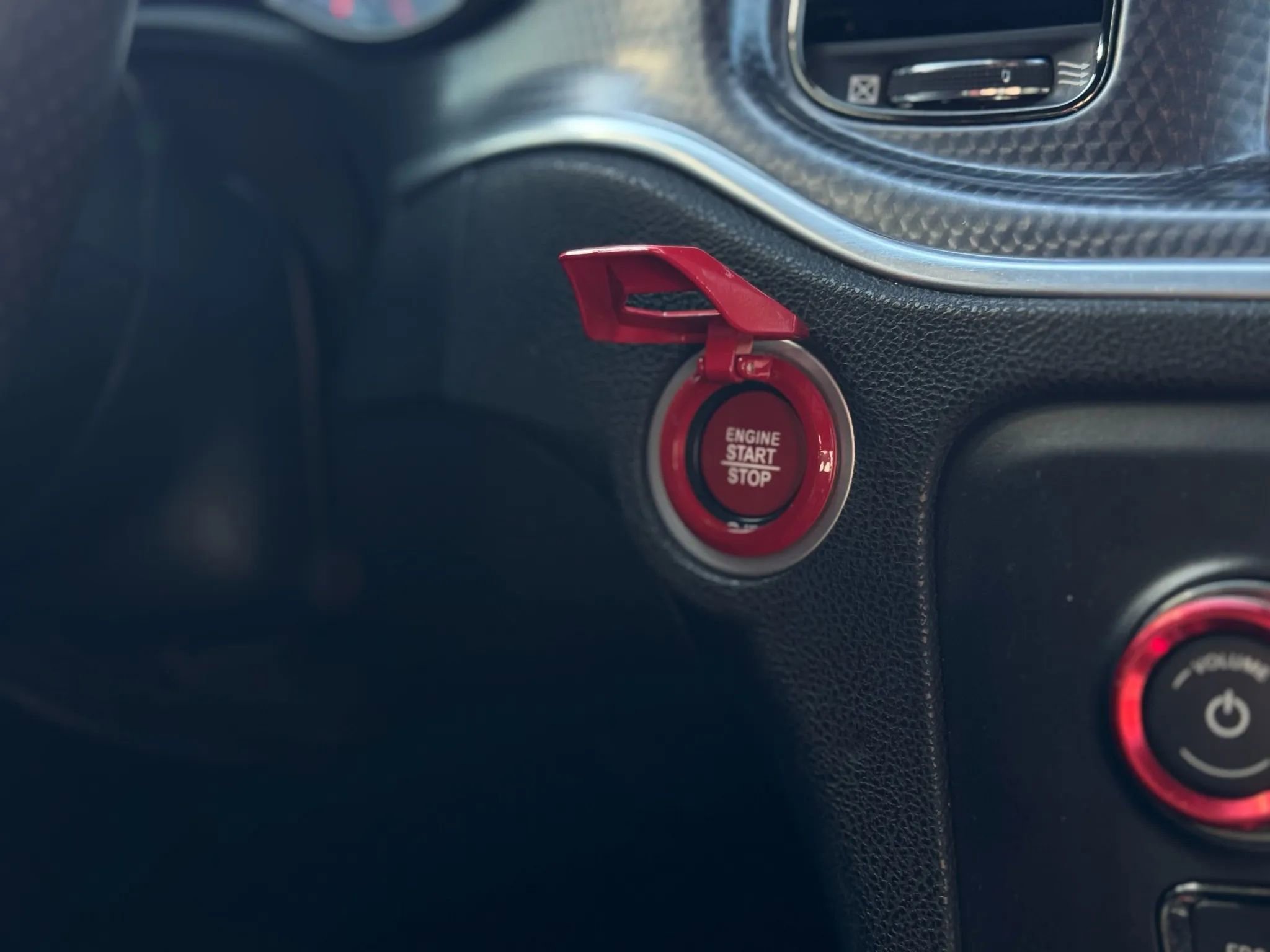 Used 2017 Dodge Charger SRT Hellcat image 37