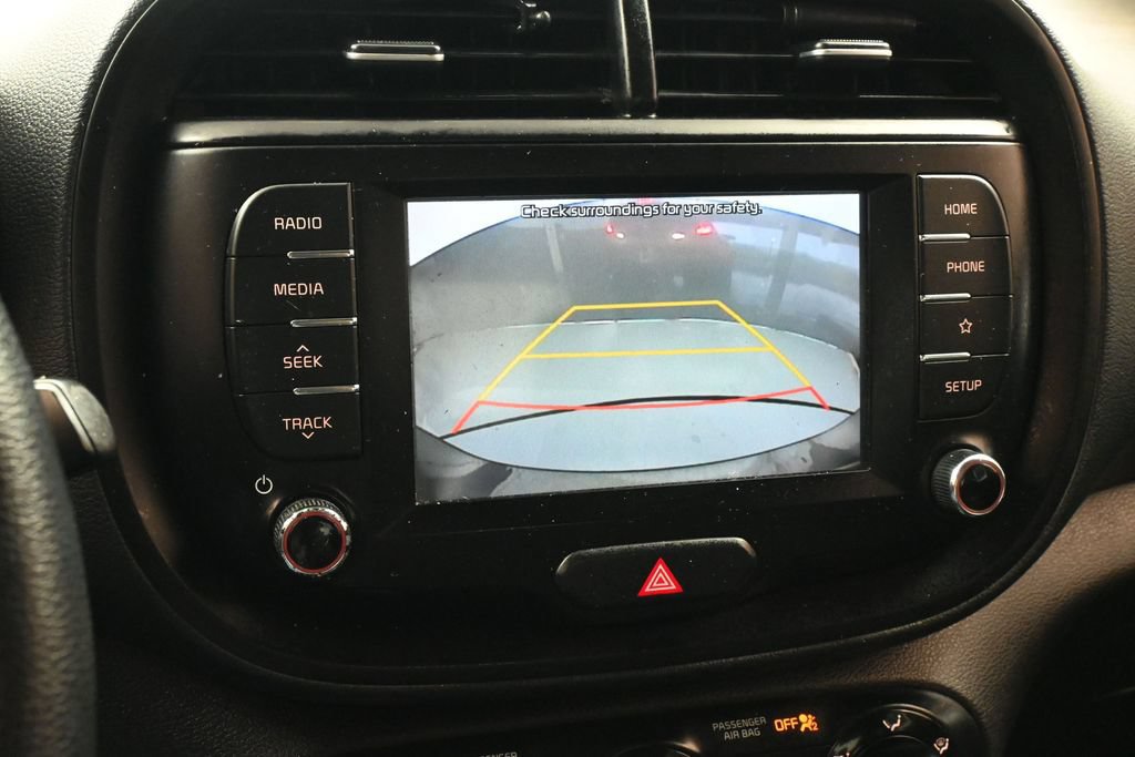 Used 2020 Kia Soul LX FWD image 16