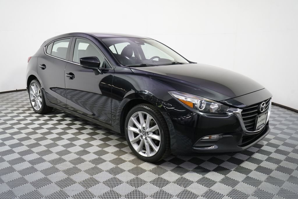 Used 2017 MAZDA MAZDA3 Touring FWD image 8