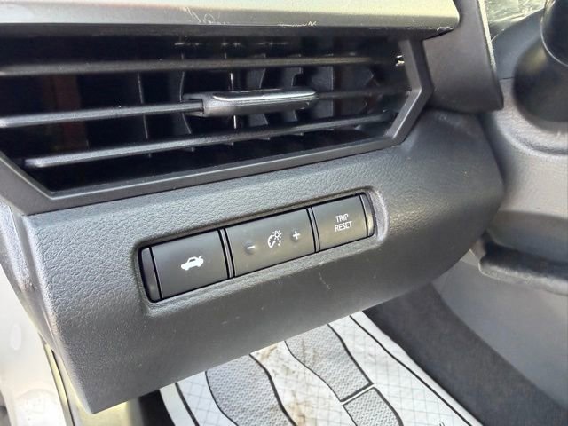 Used 2024 Nissan Altima 2.5 SV image 24