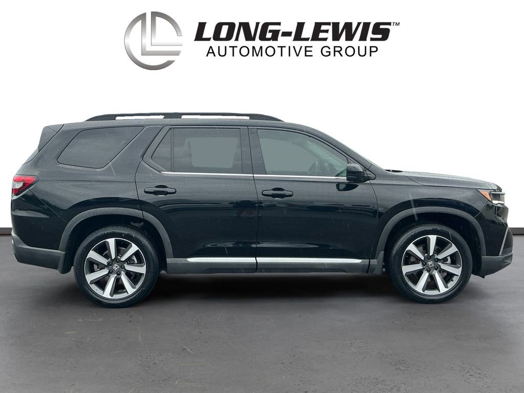 Used 2023 Honda Pilot Elite image 8