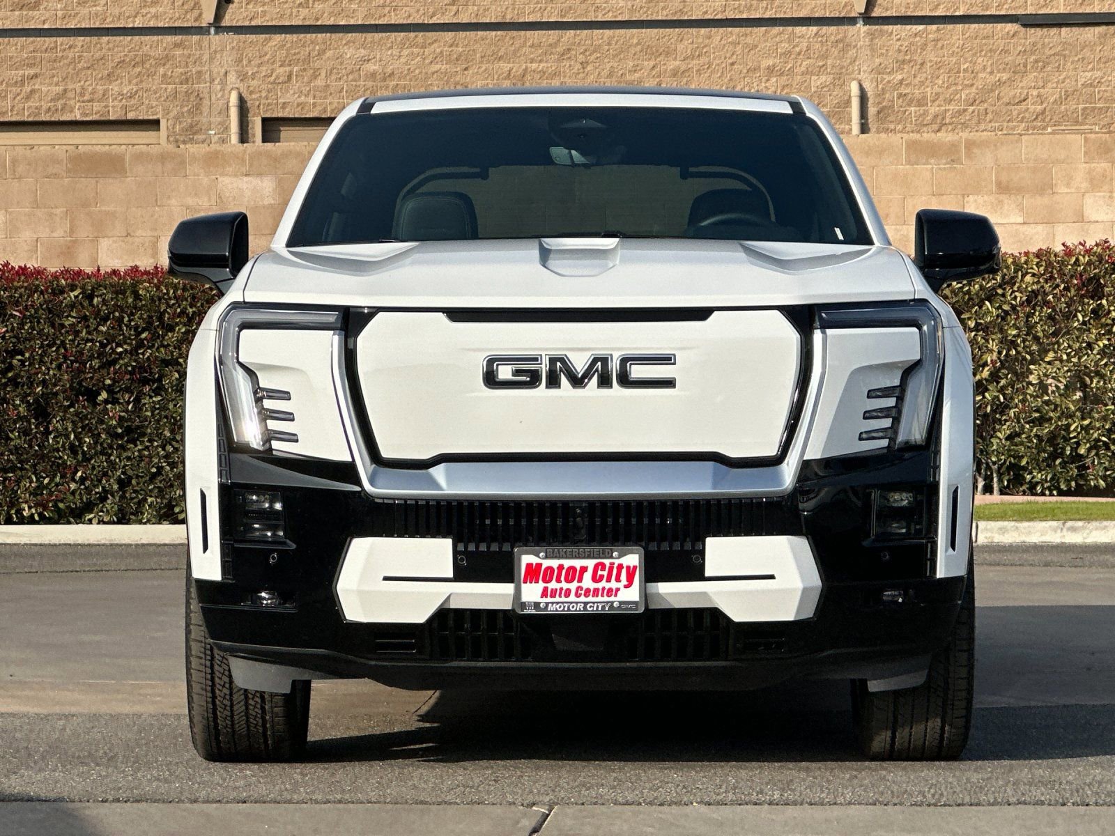 New 2025 GMC Sierra EV Denali image 9