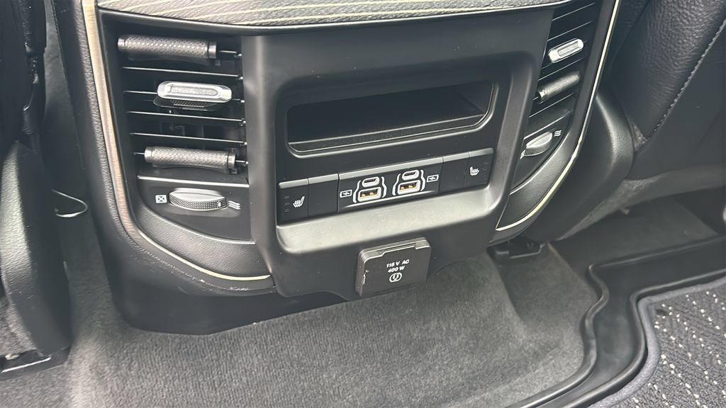Used 2021 RAM 1500 Limited w/ Body Color Bumper Group AWD/4WD image 9
