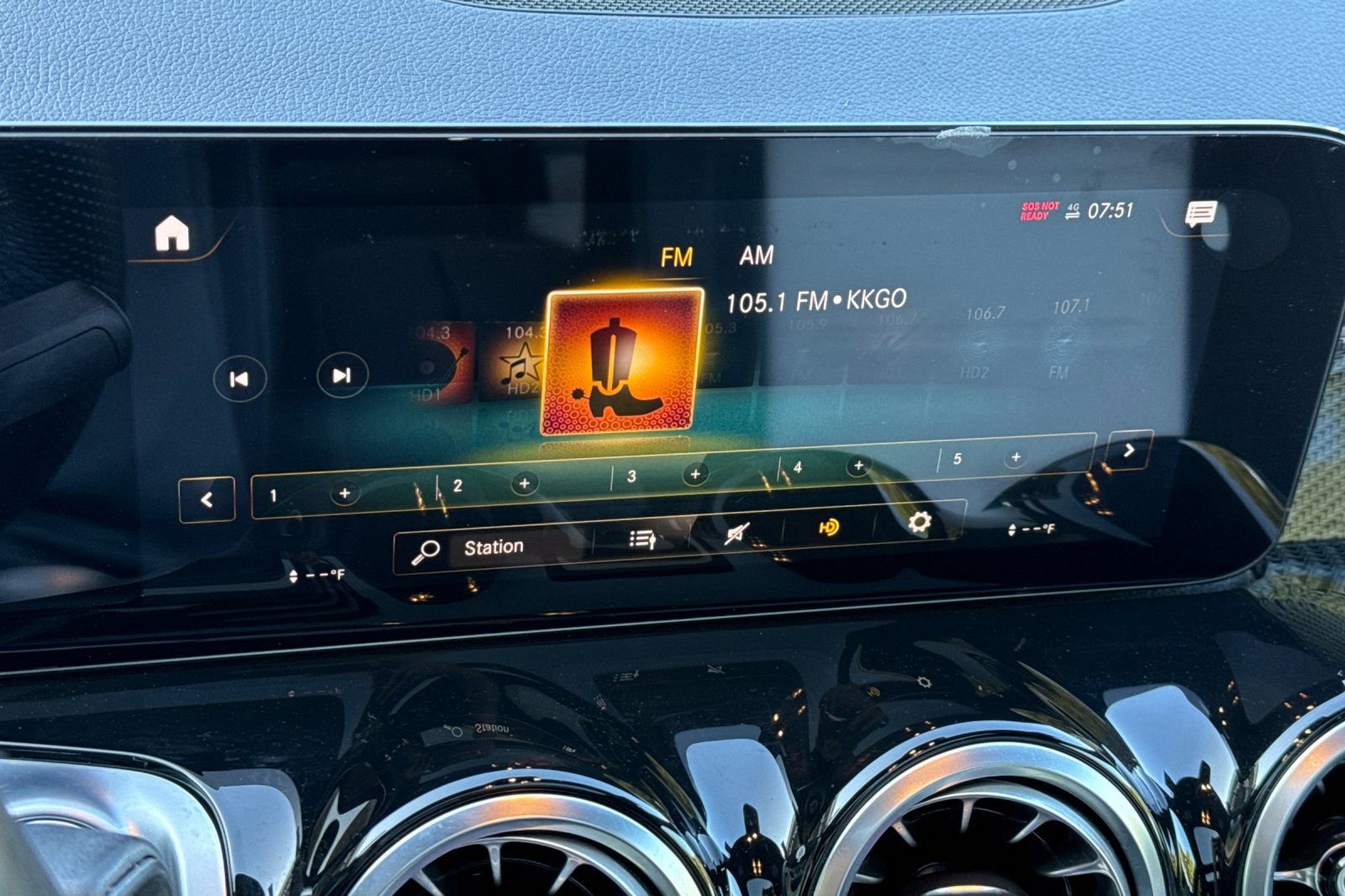 Certified 2022 Mercedes-Benz GLB 250 image 34