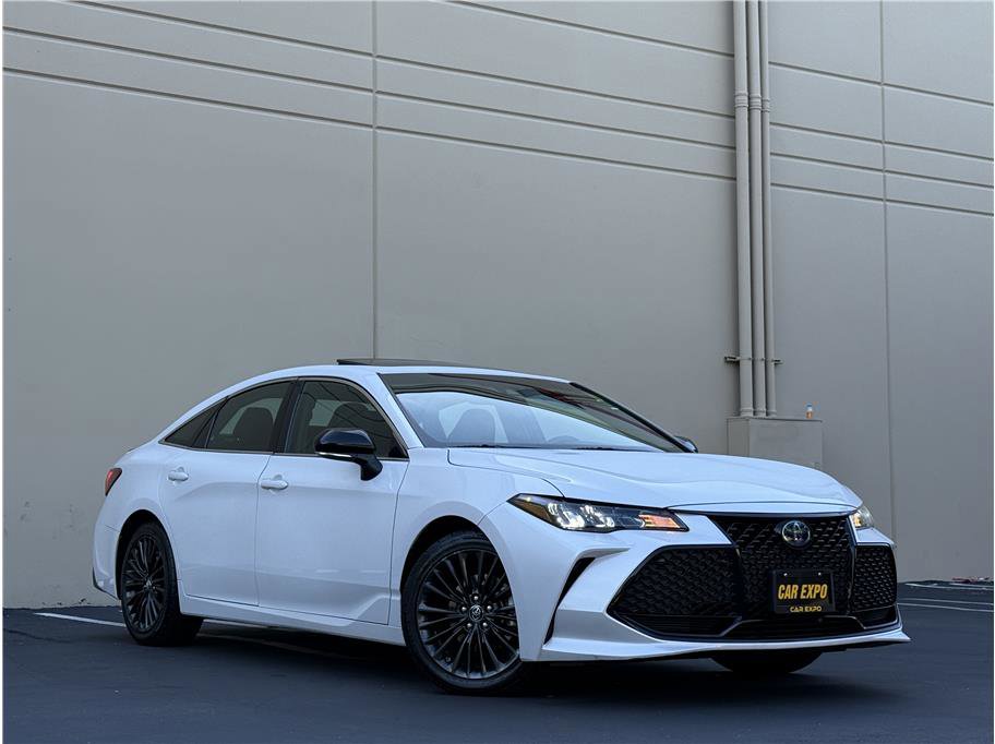 Used 2019 Toyota Avalon XSE w/ All Weather Liner Package FWD image 25