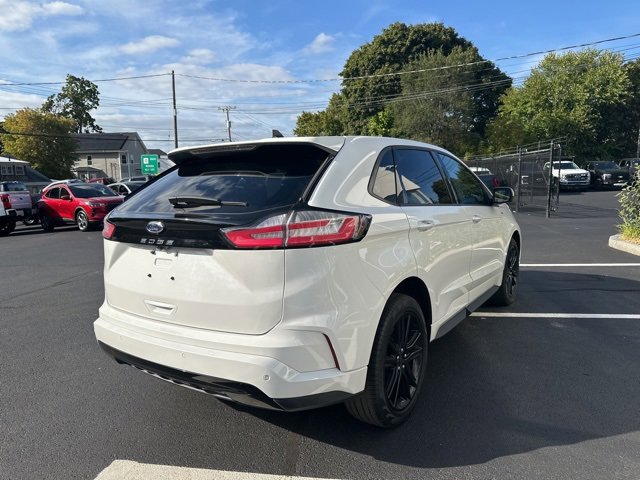 Used 2022 Ford Edge ST-Line image 7