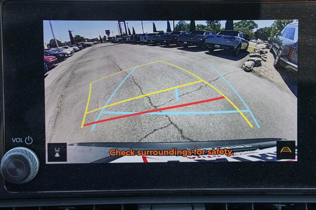 Used 2025 Toyota RAV4 XLE FWD image 30