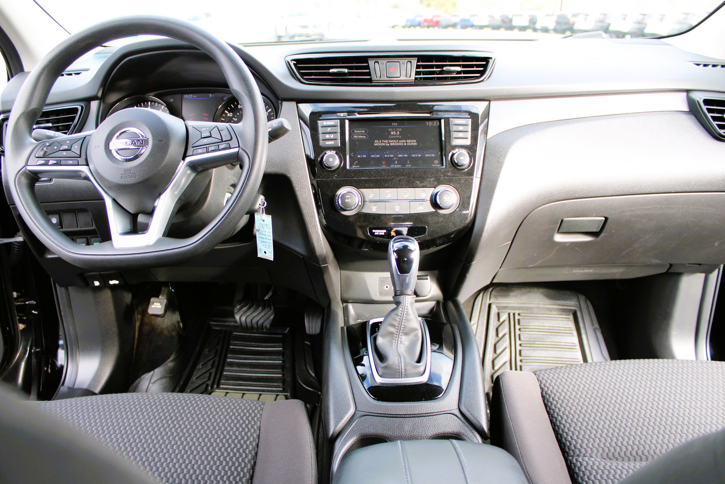 Used 2022 Nissan Rogue Sport SL image 22