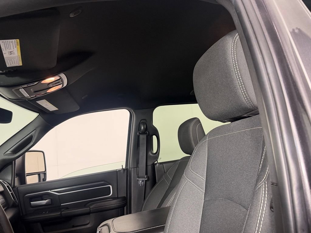 Certified 2025 RAM 2500 Big Horn AWD/4WD image 24