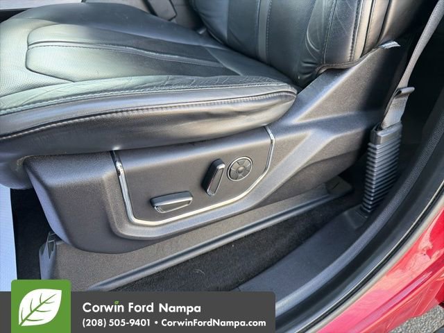 Used 2015 Ford F150 Platinum w/ Technology Package image 26