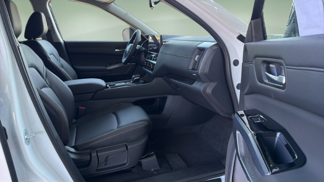 New 2026 Nissan Pathfinder SL AWD/4WD image 19