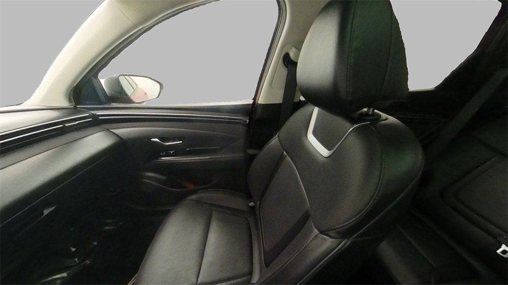 Used 2023 Hyundai Tucson Limited image 36