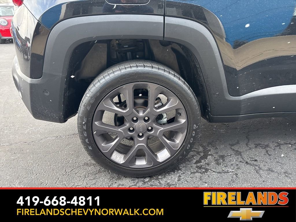 Used 2023 Jeep Renegade Limited w/ Sun/Sound Group image 12