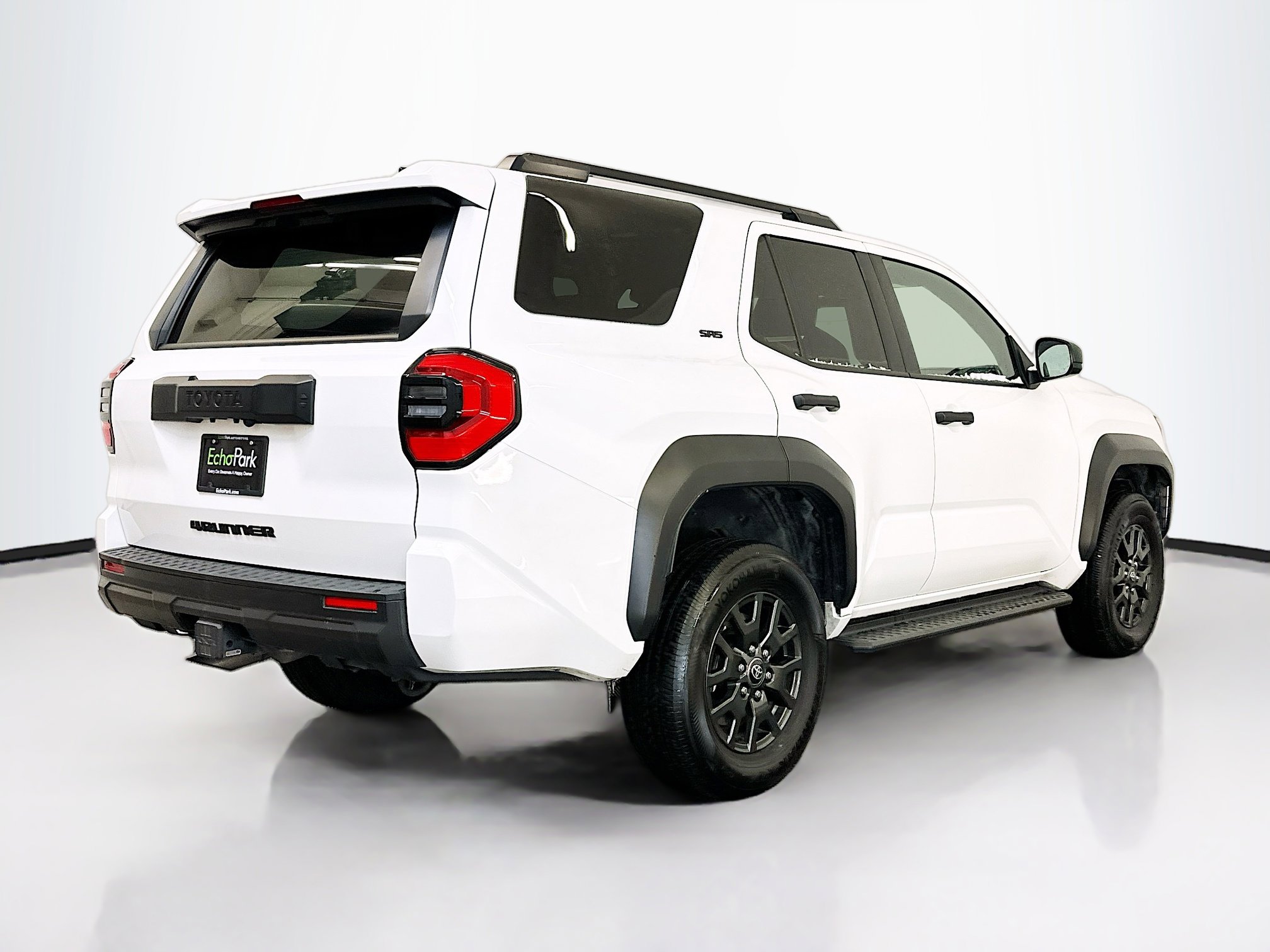 Used 2025 Toyota 4Runner SR5 image 9