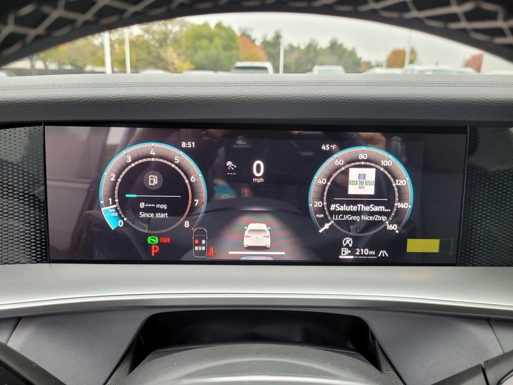 New 2026 Volkswagen Tiguan SE AWD/4WD image 24