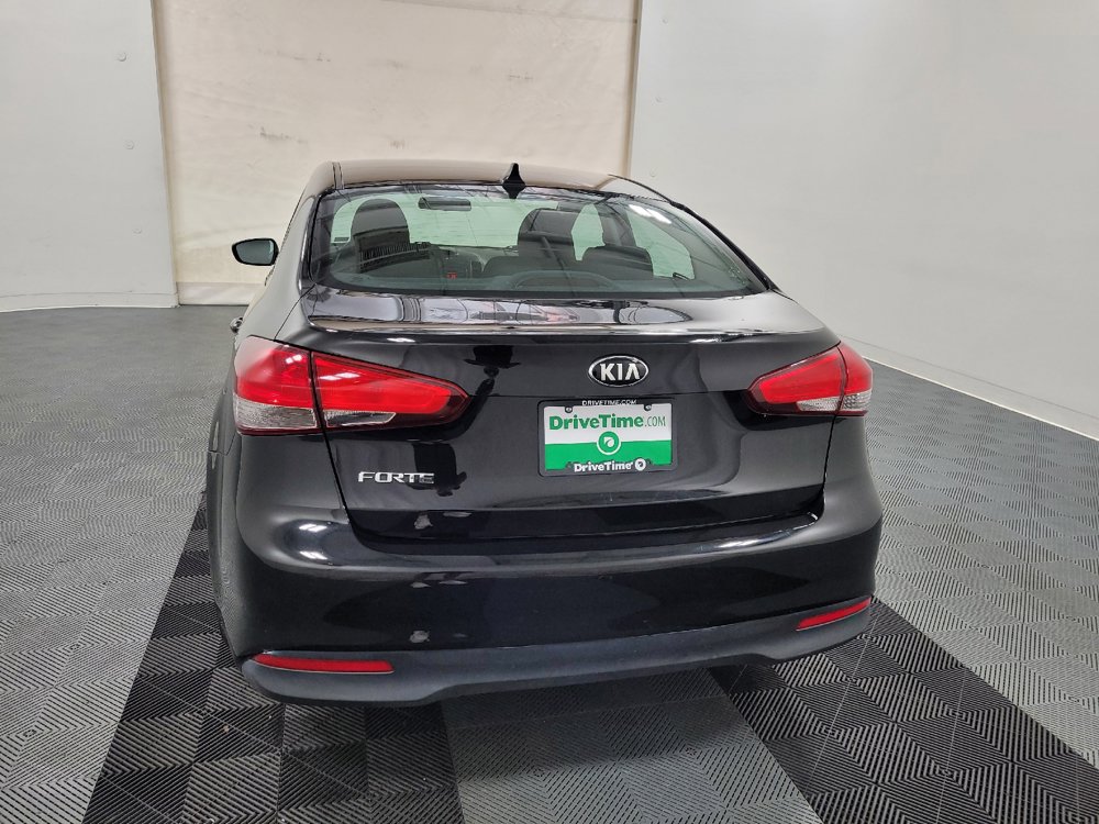 Used 2017 Kia Forte LX FWD image 6