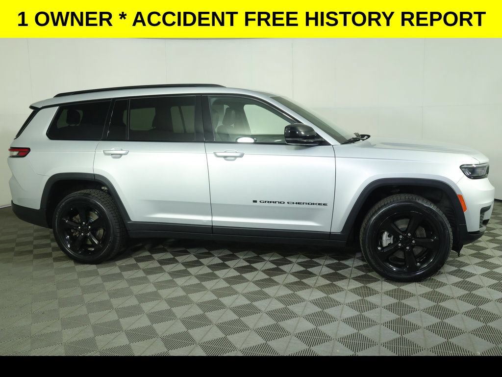 Used 2022 Jeep Grand Cherokee L Laredo AWD/4WD image 2
