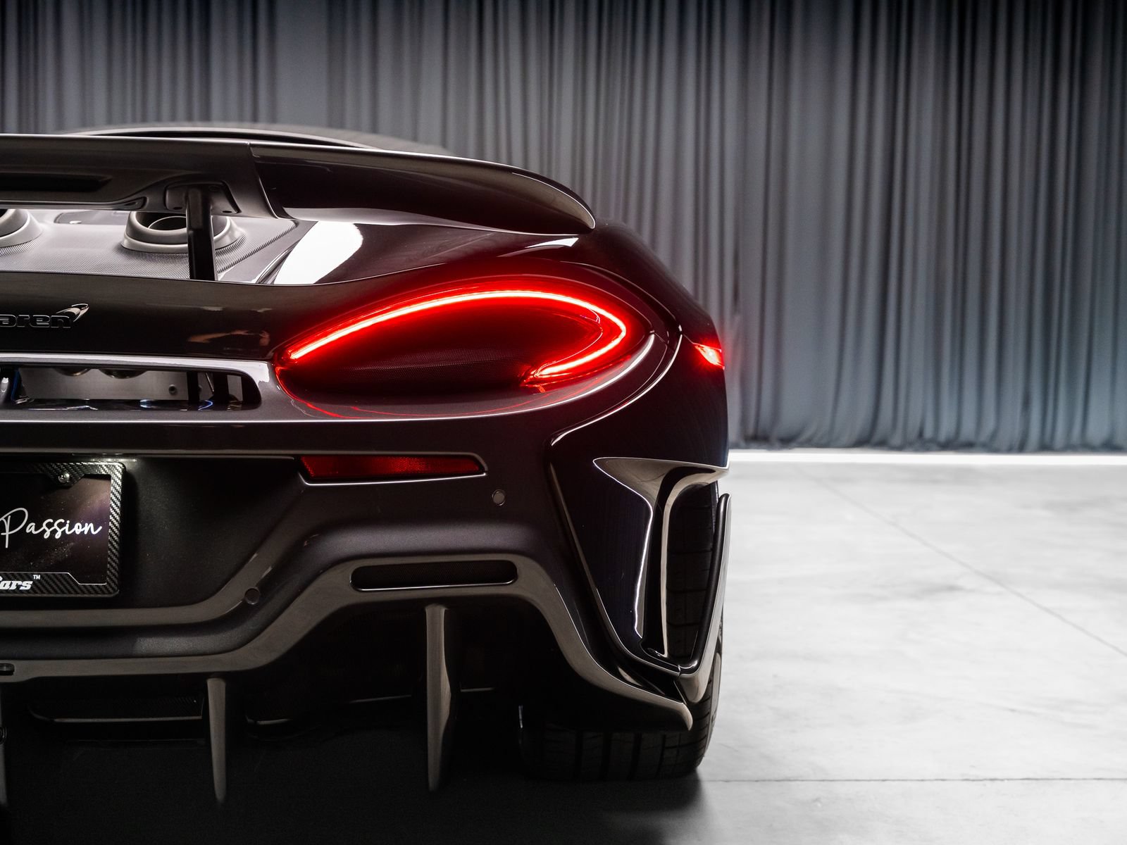 Used 2019 McLaren 600LT RWD image 39