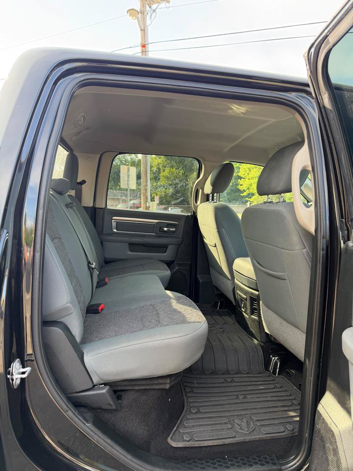 Used 2018 RAM 2500 Big Horn w/ Harvest Edition AWD/4WD image 19