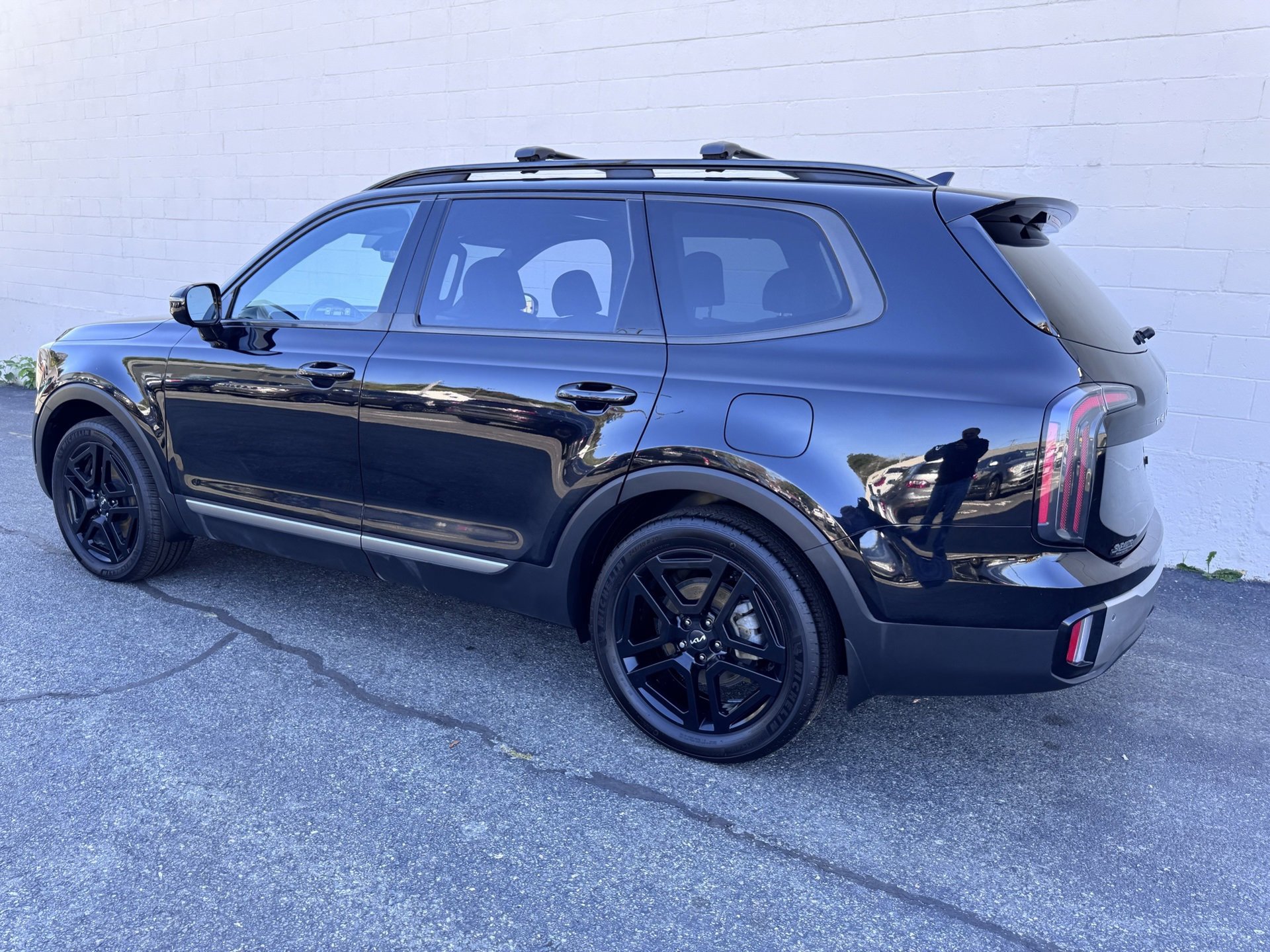 Used 2023 Kia Telluride SX X-Line image 3