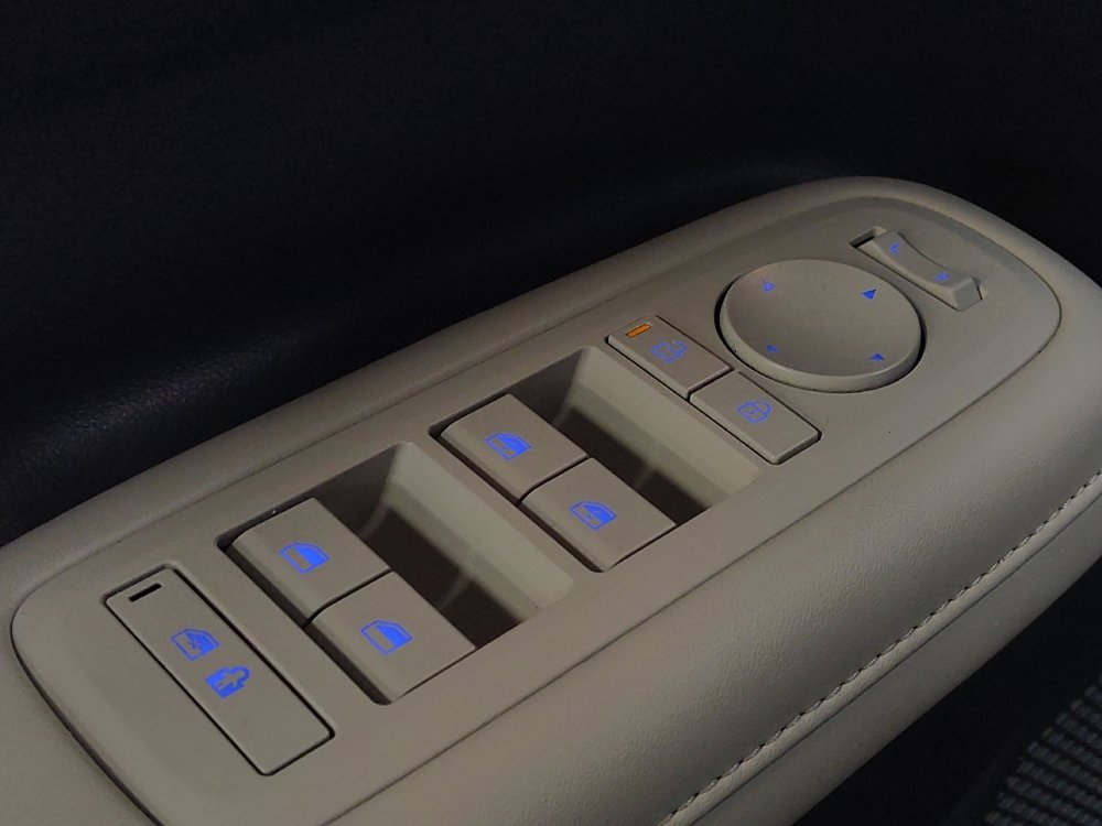 Used 2024 Hyundai Santa Fe SEL image 27