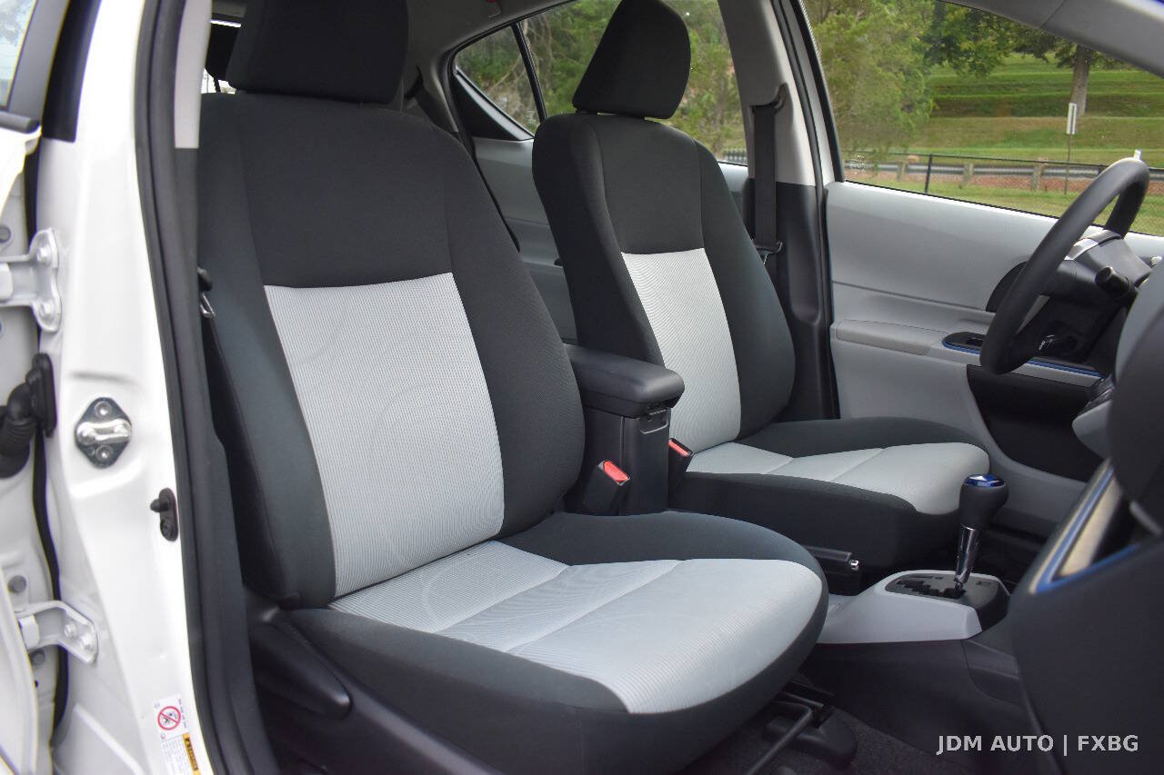 Used 2012 Toyota Prius C Three FWD image 13
