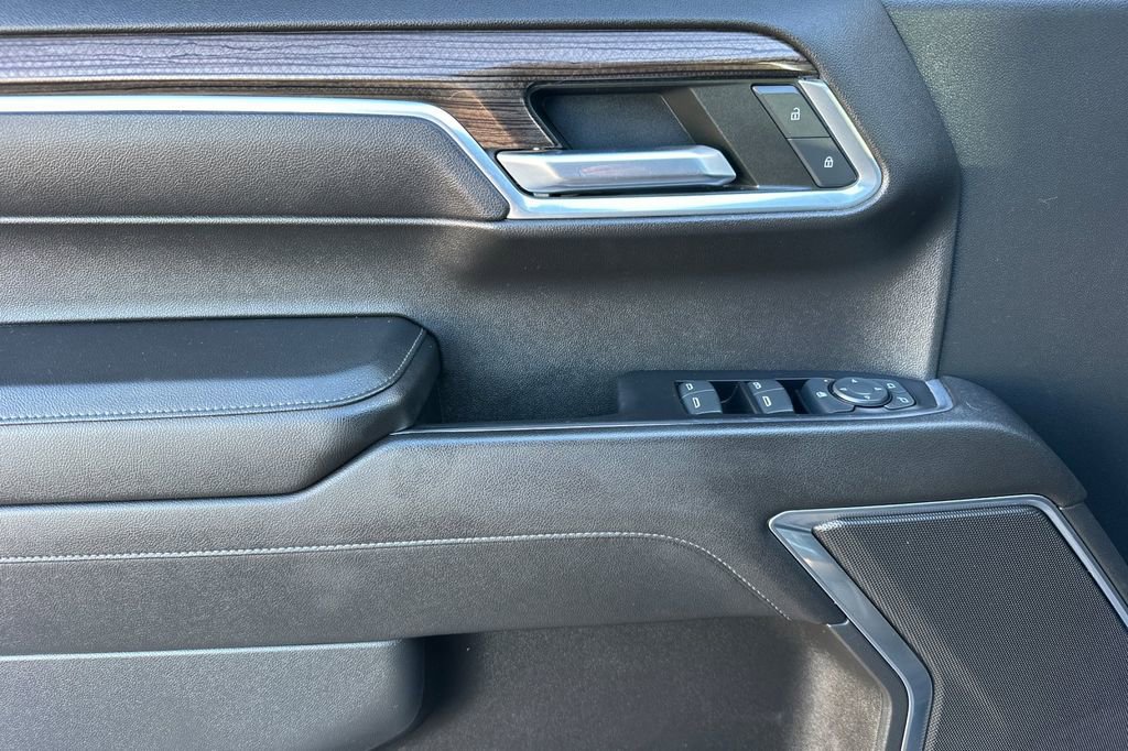 Used 2023 Chevrolet Silverado 1500 RST image 13