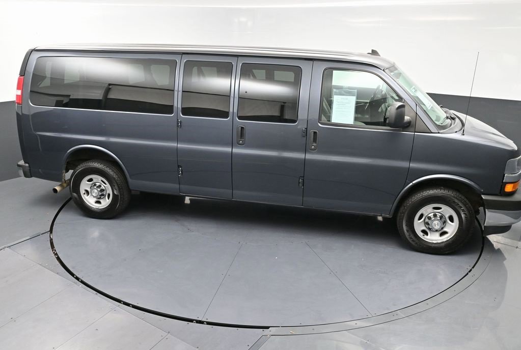 Used 2017 Chevrolet Express 3500 LT w/ LT Preferred Equipment Group image 44