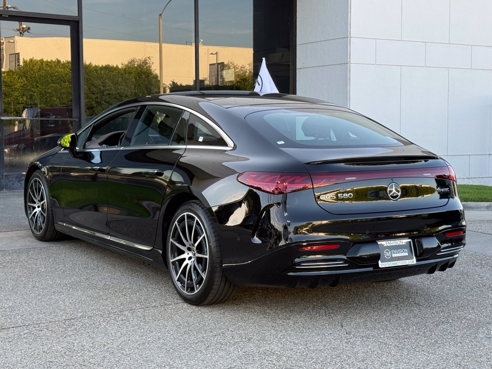 Used 2023 Mercedes-Benz EQS 580 4MATIC Sedan image 10