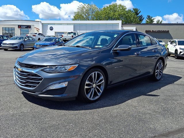 Used 2019 Chevrolet Malibu Premier w/ Sun and Wheel Package FWD image 3