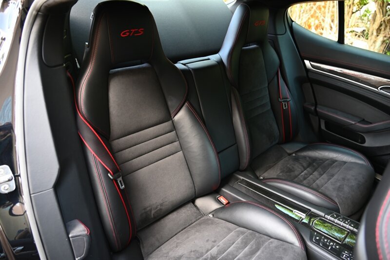 Used 2015 Porsche Panamera GTS AWD/4WD image 26