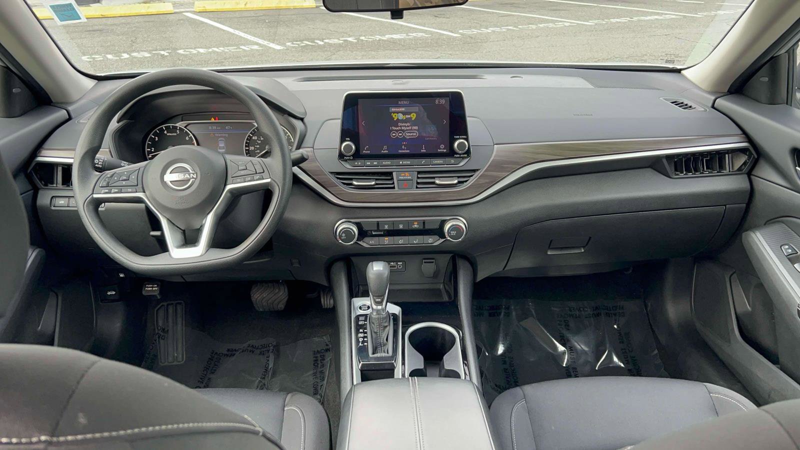 Used 2024 Nissan Altima 2.5 SV FWD image 26