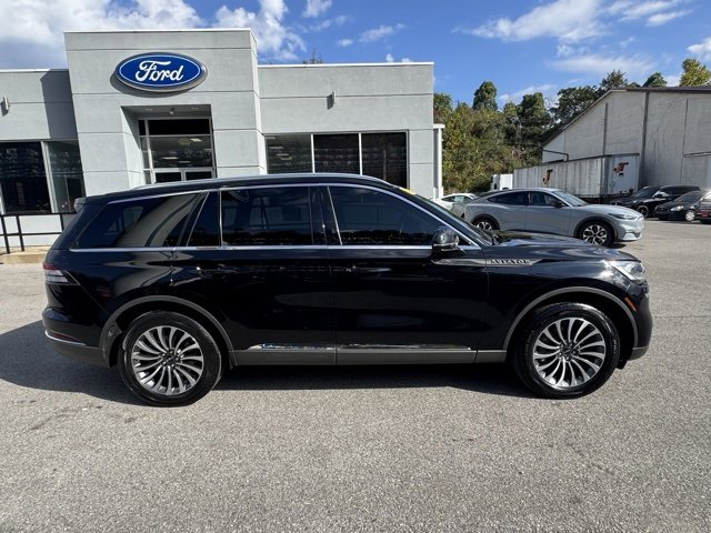 Used 2022 Lincoln Aviator Reserve w/ Elements Package Plus image 10