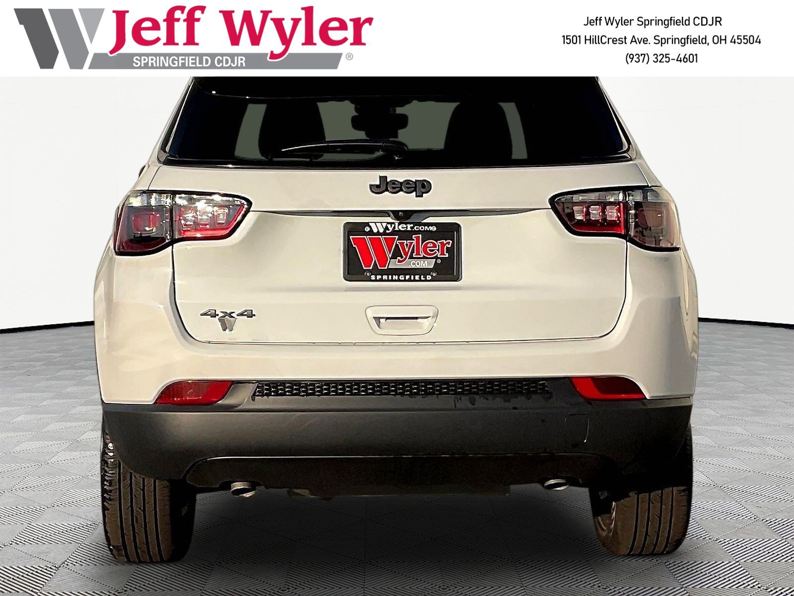 New 2026 Jeep Compass Latitude AWD/4WD image 5